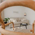 The Olive Poolhouse Apartment Split