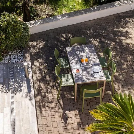 公寓 The Olive Poolhouse 斯普利特