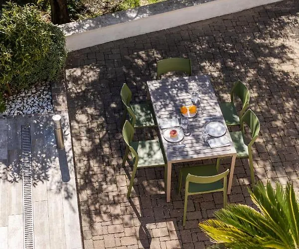 Apartament The Olive Poolhouse Split